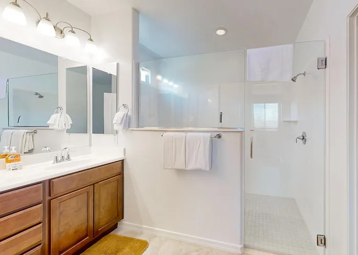 Cantamia Majesty Goodyear